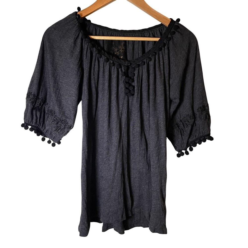 Urban Outfitters Embroidered Peasant Top Size Small Pom Pom Sleeve Gray Boho